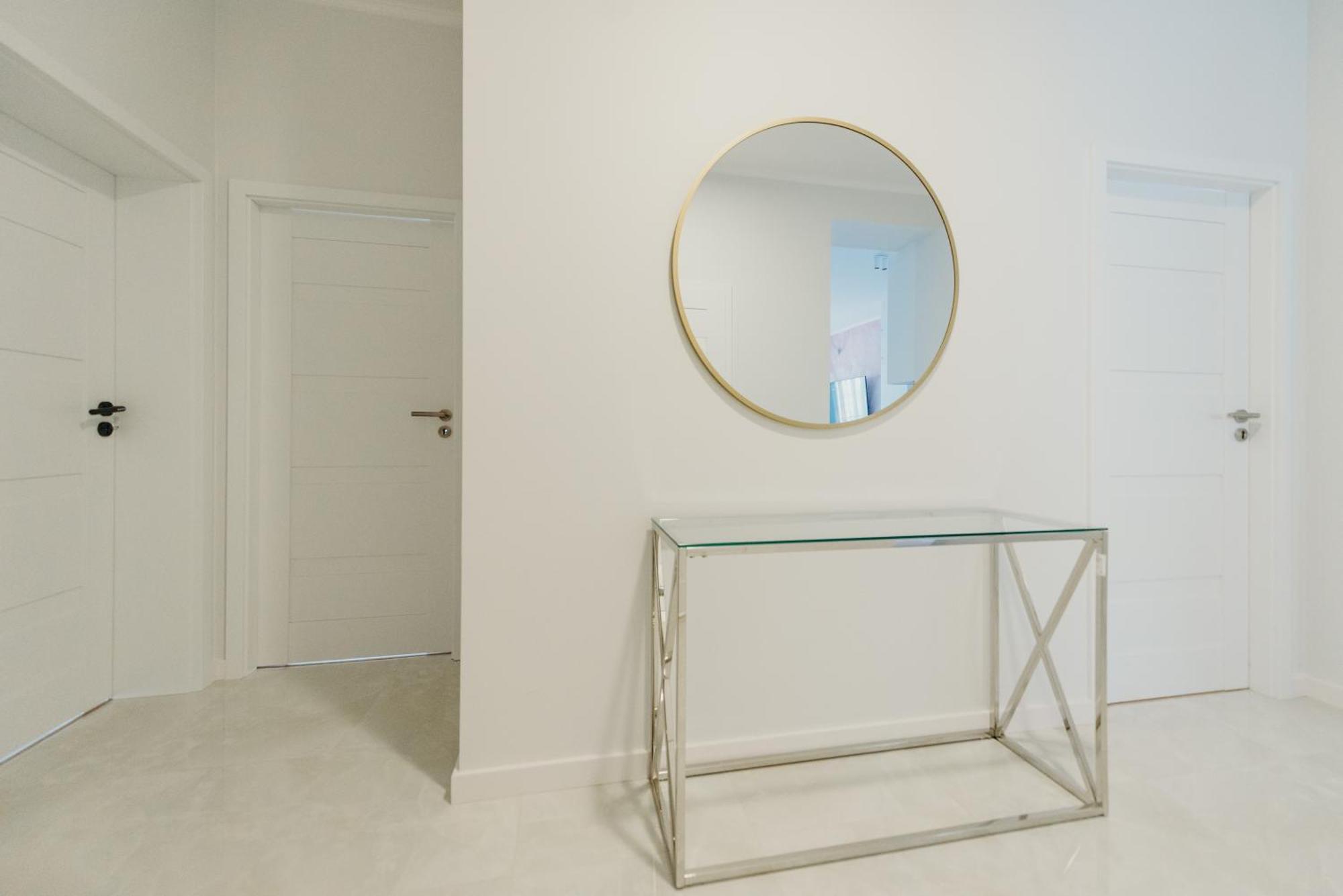 3 Bedrooms Premium Bella Rosa For 8 Guests With Ac And Underground Parking Жешув Экстерьер фото